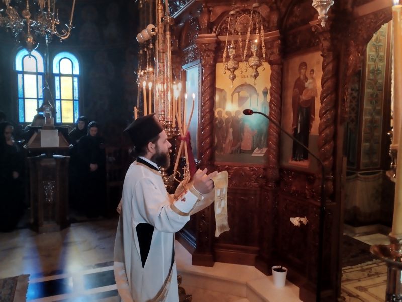 Χειροτονία πρεσβυτέρου από τον Μητροπολίτη Δράμας